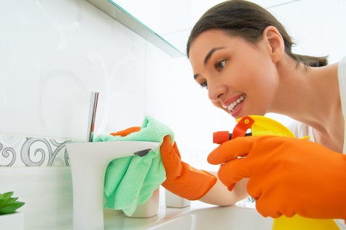 Natural deodorizing method for mattress cleaning with baking soda